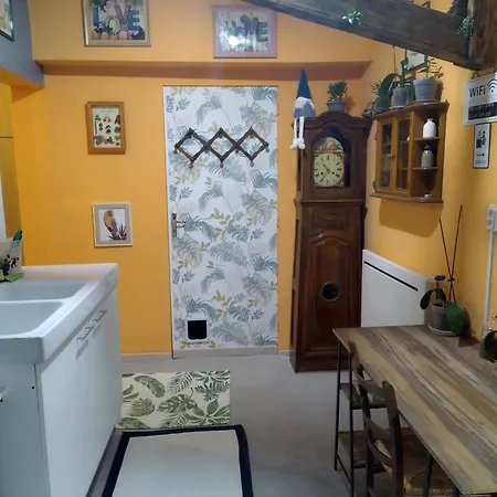 Le Paradis Cache Campsite Chervettes