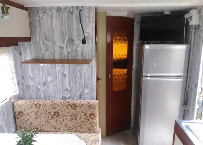 Campsite Le Paradis Cache *