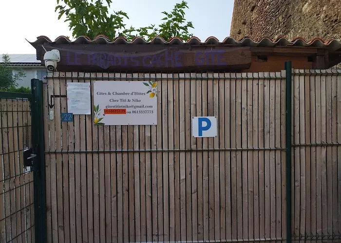 Campsite Le Paradis Cache *